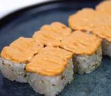 Ролл Спайси с гребешком