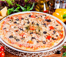 Пицца с цыпленком средняя