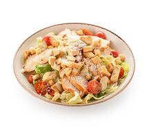 Большая порция салата Цезарь с курицей