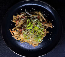 Сырная лапша со свининой