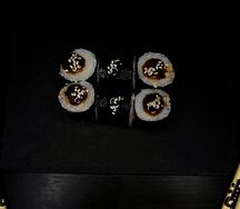 Классический ролл с угрем