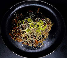 Яичная лапша со свининой