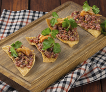 Тартар из говядины с капустой кимчи