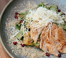 Стейк салат с курицей