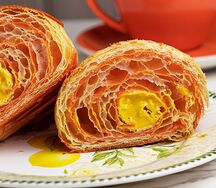 Круассан Манго-маракуйя