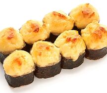 Запеченный с копченым лососем