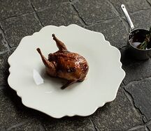 Перепелка с киноа и печеными овощами