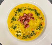 Гороховый суп с охотничьими колбасками