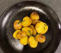 Запеченный картофель в кожуре