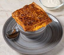 Грибной суп с сырной лепешкой