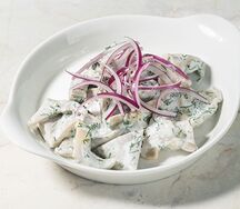 Грузди в сметане