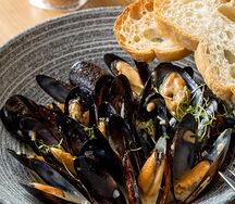 Мидии в сливочном соусе