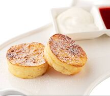 Сырники со сметаной