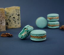 Макарон Дорблю с грецким орехом