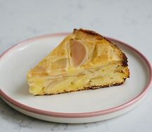 Кусочек яблочного пирога 