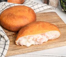 Пышник с сыром моцарелла и ветчиной