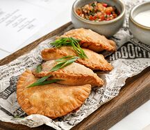 Мини-чебуреки Эмпанада  с мясом рапана