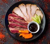 Мясная тарелка