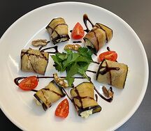 Рулетики с баклажаном