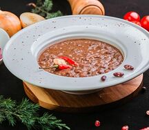 Лобио из красной фасоли с орехами