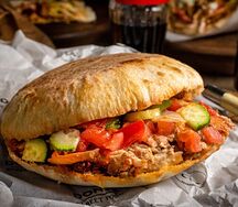 Донер в пите с курицей