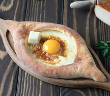 Хачапури по-аджарски