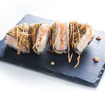 Суши-сэндвич с лососем