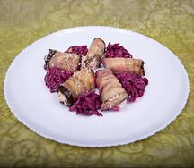 Рулетики из баклажанов с ореховой начинкой
