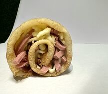 Блин с куриной ветчиной и сыром 