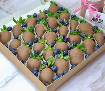 Клубника в шоколаде Blueberry Classic