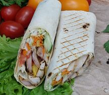 Шаурма Цезарь с курицей маленькая