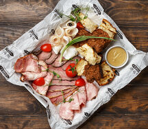 Фермерские мясные деликатесы