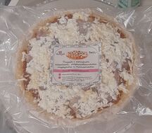 Пицца с копченой корейкой и маринованным огурцом (полуфабрикат)