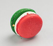 Макаронс Малина-мята