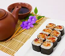 Ролл с угрем