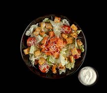 Салат Цезарь с лососем