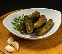 Огурцы солёные