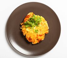 Картофель запеченный с майонезом и сыром