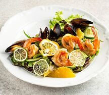 Салат с морепродуктами