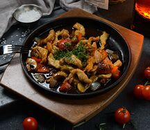 Кура, утомленная овощами