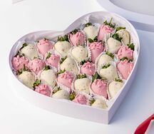 Сердце с клубникой в шоколаде Мон амур М