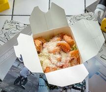 Салат Цезарь с уткой