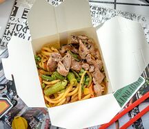 Вок со свининой