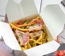 Вок с беконом