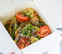 Салат Фунчоза с овощами