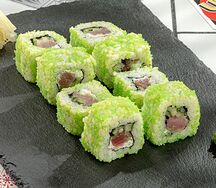 Ролл с тунцом