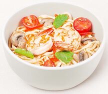 Wok Том ям с креветкой L