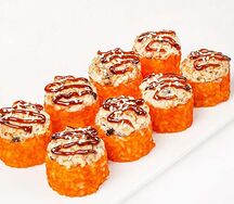 Запеченный ролл с угрем и тигровой креветкой