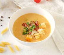 Сырный суп с охотничьими колбасками