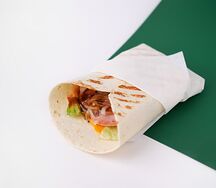 Тортилья с ветчиной в тайском соусе	